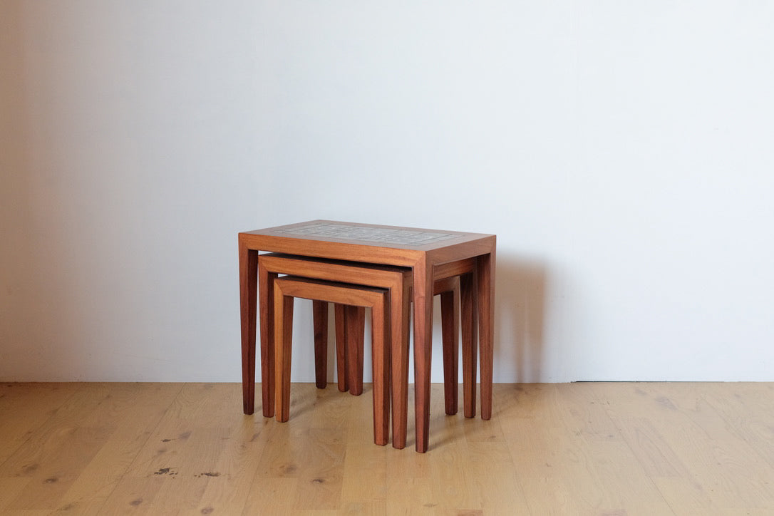 Royal Copenhagen Nest table