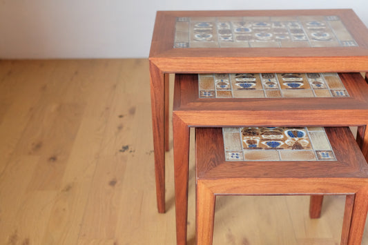 Royal Copenhagen Nest table