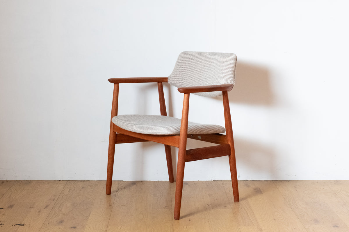 Erik Kirkegaard Arm chair
