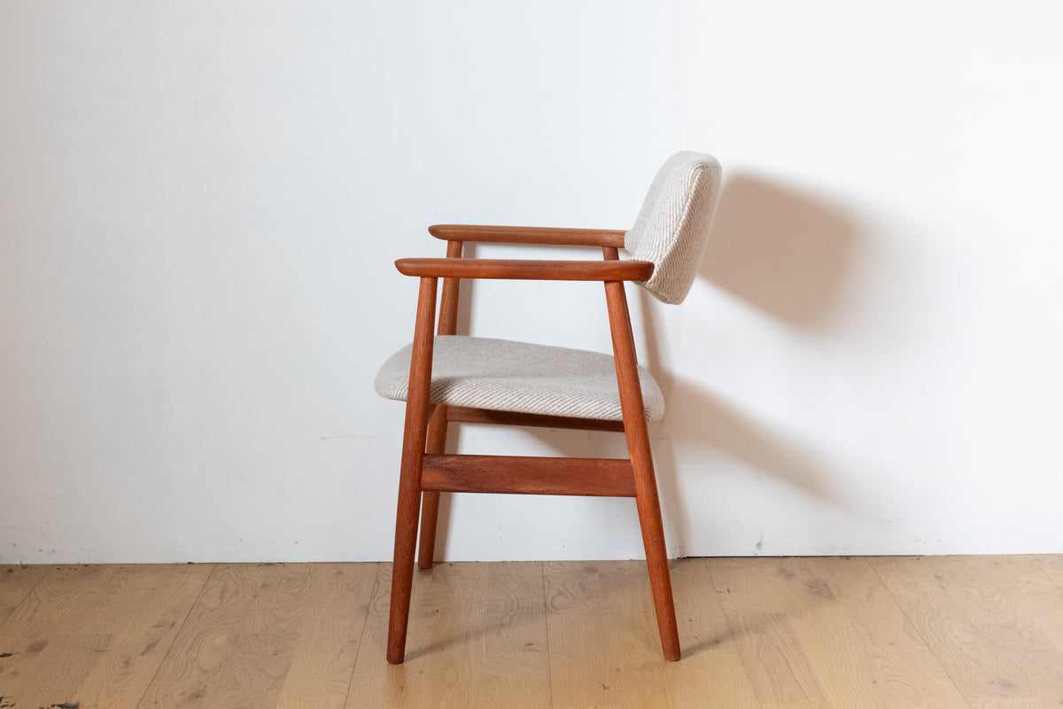 Erik Kirkegaard Arm chair