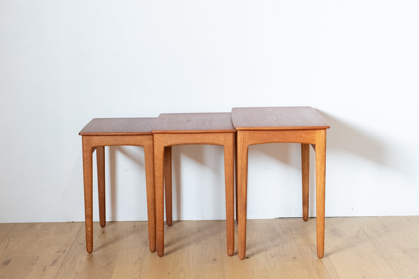 Svend Aage Madsen  Nest Table
