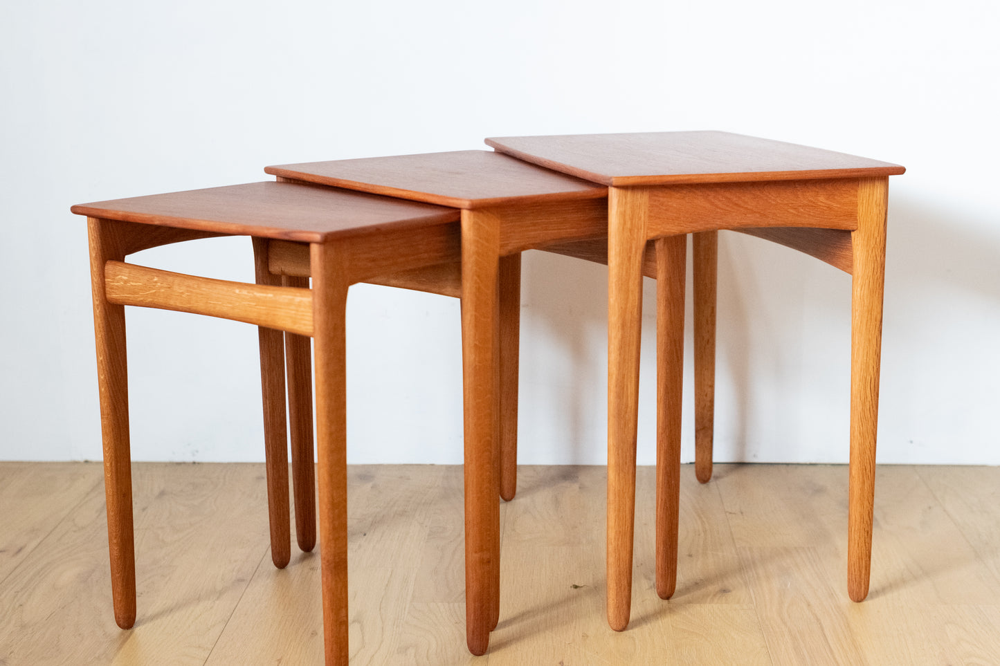 Svend Aage Madsen  Nest Table