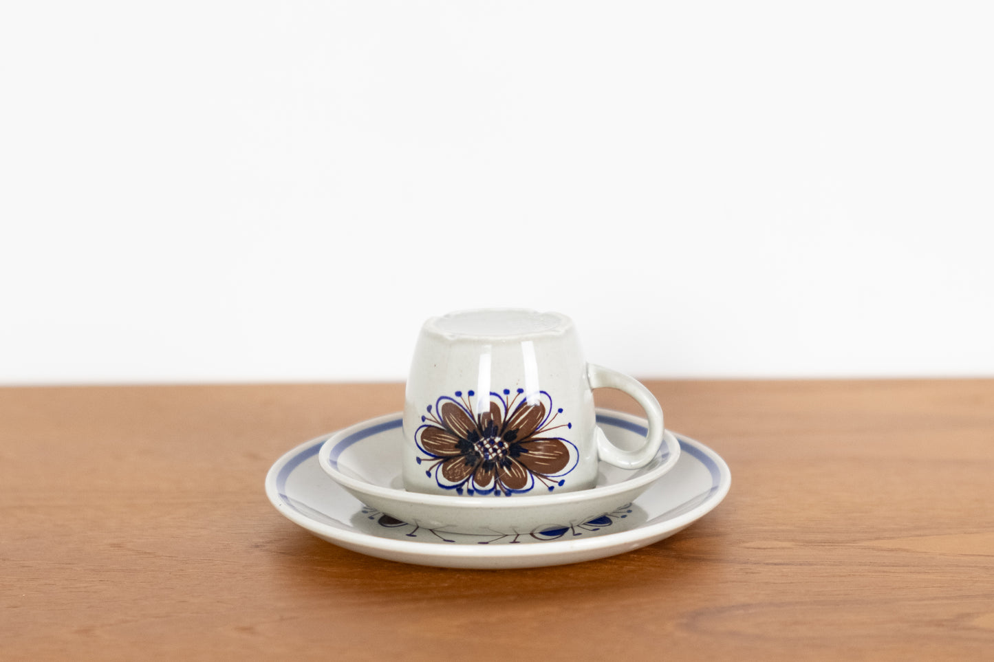 Cup & Saucer & Plate   　Stavangerflint　　Sera　(Shipping incl.)