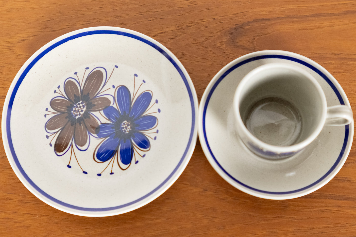 Cup & Saucer & Plate   　Stavangerflint　　Sera　(Shipping incl.)