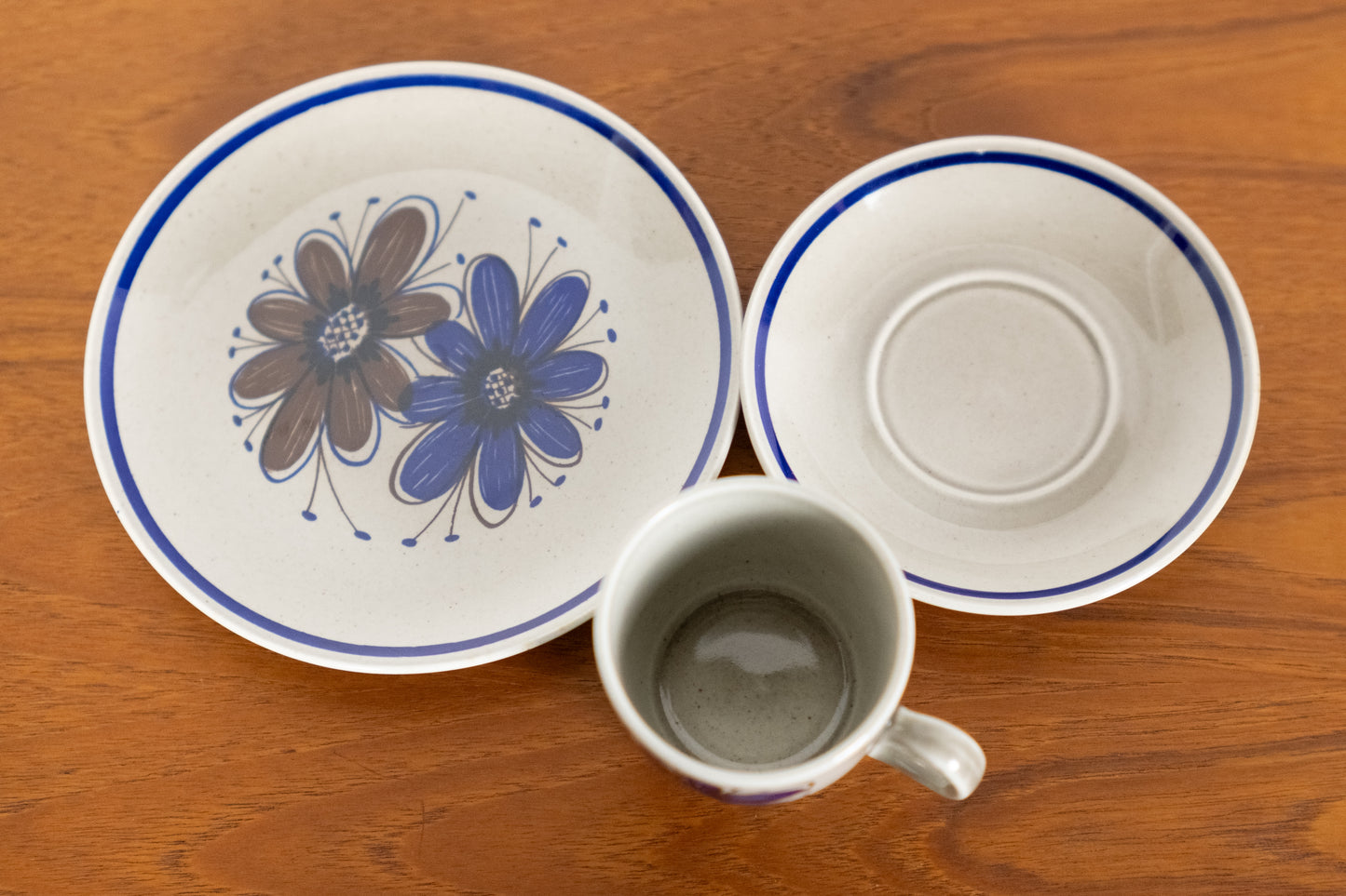 Cup & Saucer & Plate   　Stavangerflint　　Sera　(Shipping incl.)