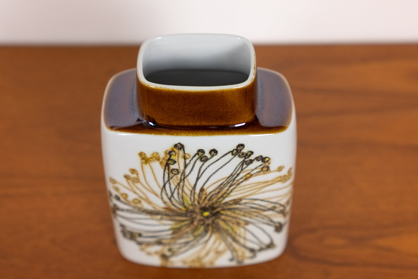 Flower Vase  　Royal Copenhagen  　Baca　(Shipping incl.)