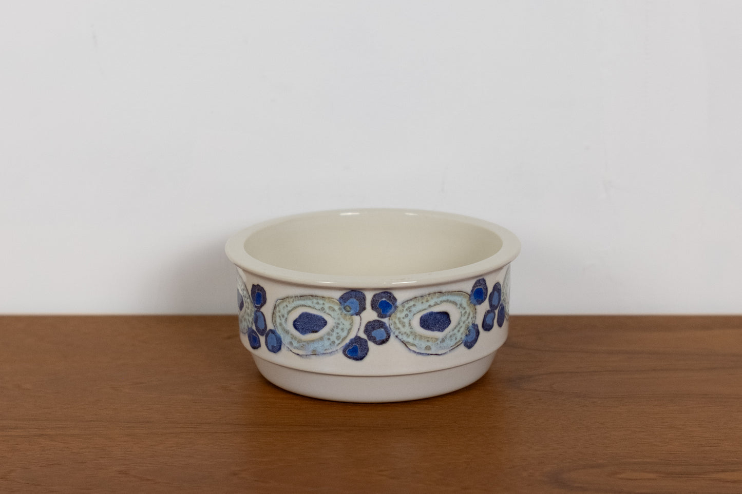 Bowl   　Royal Copenhagen  　Nucella　(Shipping incl.)