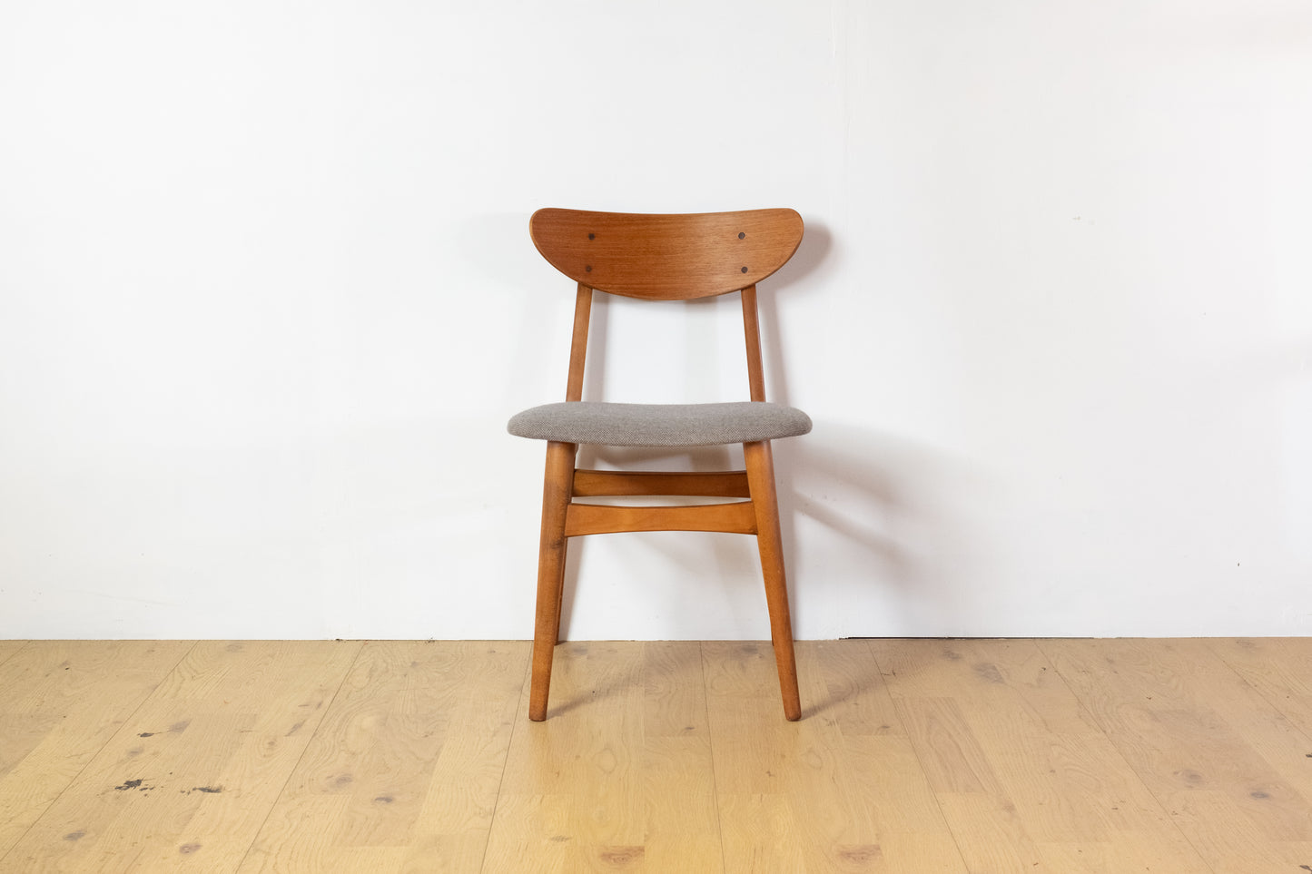 Dining chair