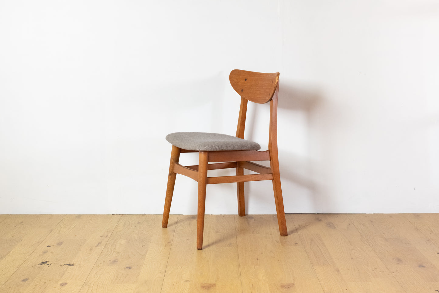 Dining chair