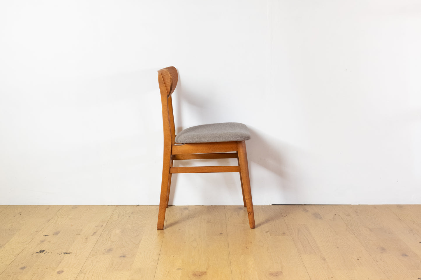 Dining chair