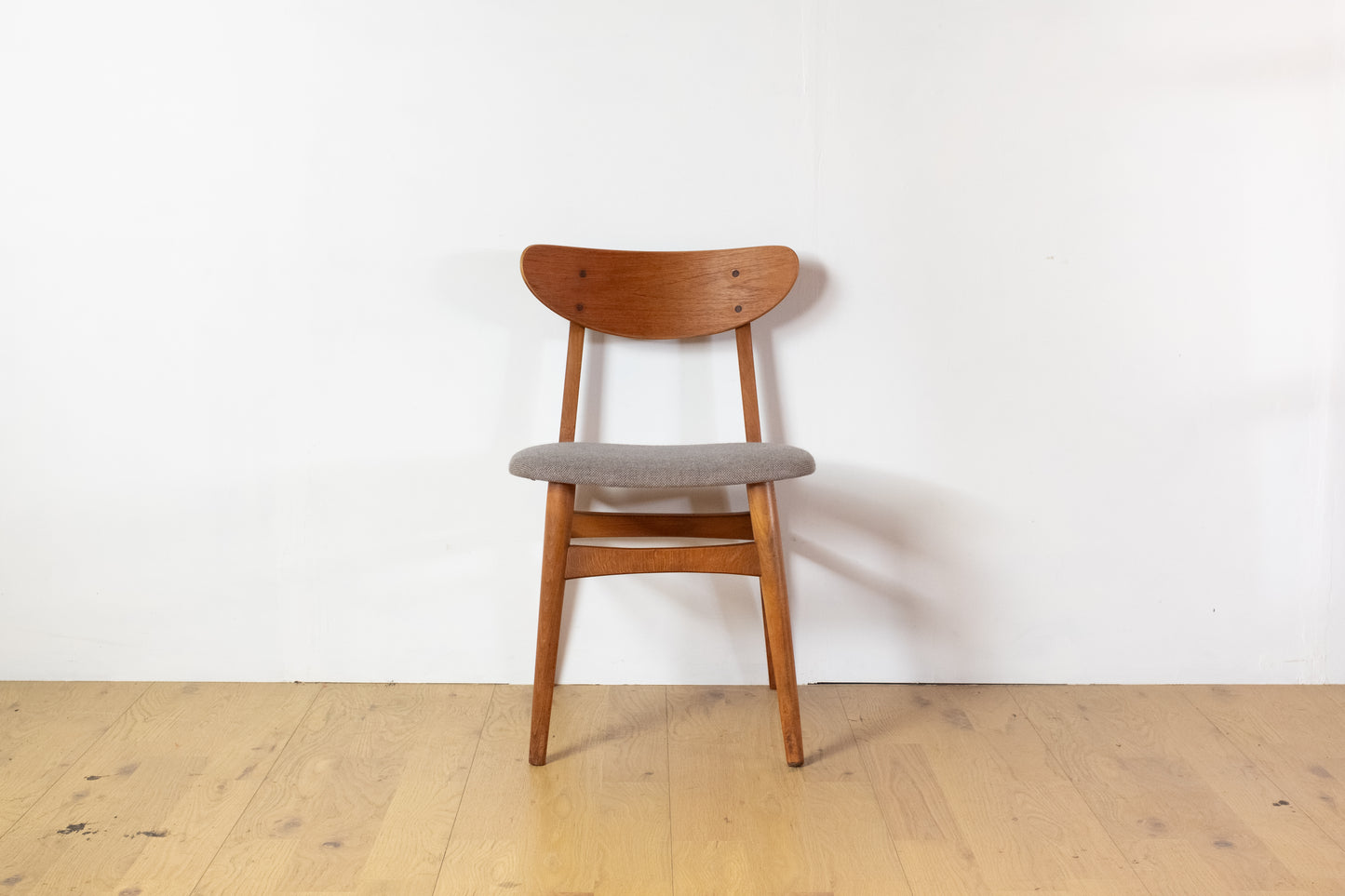 Dining chair