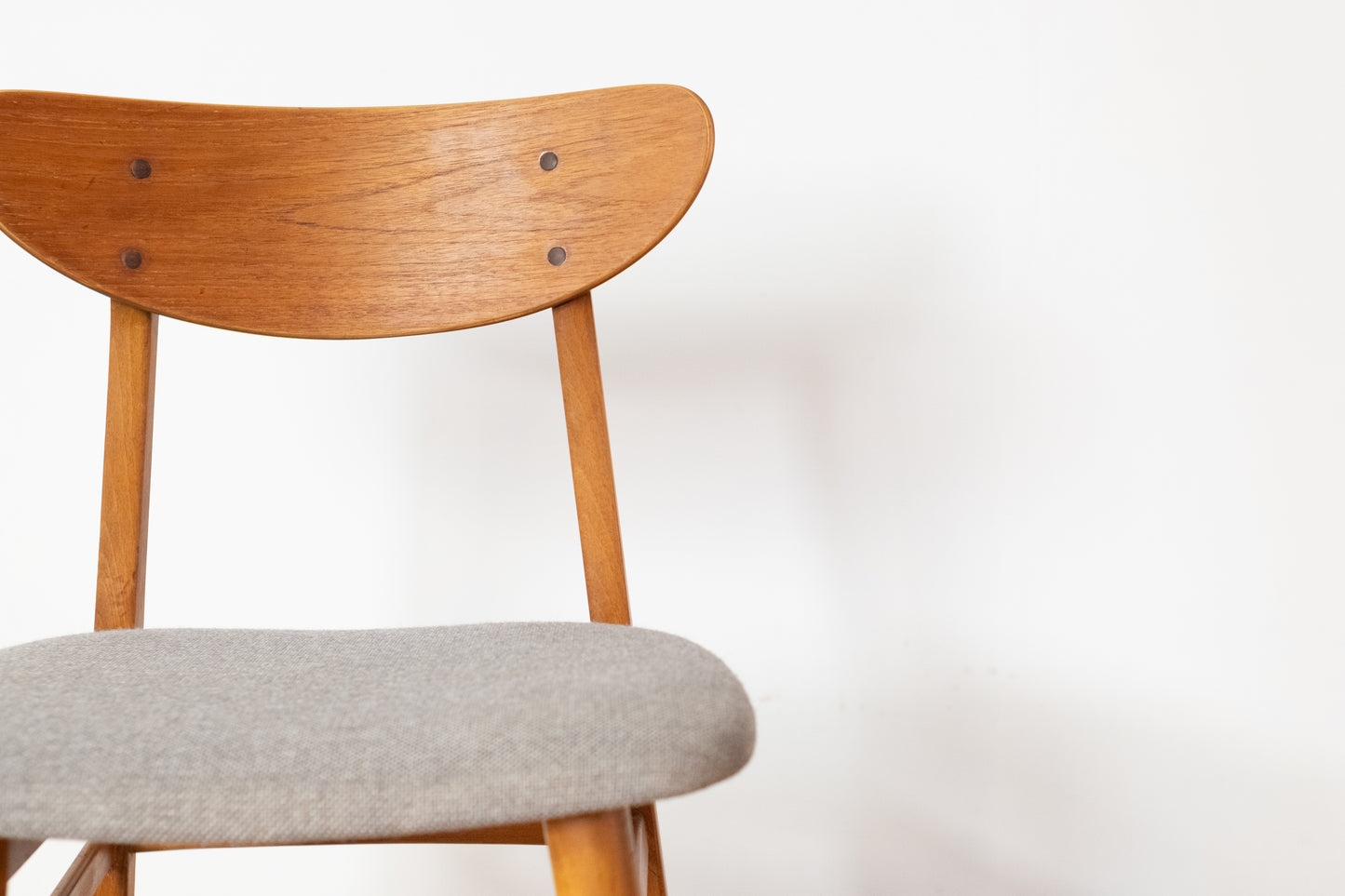 Dining chair