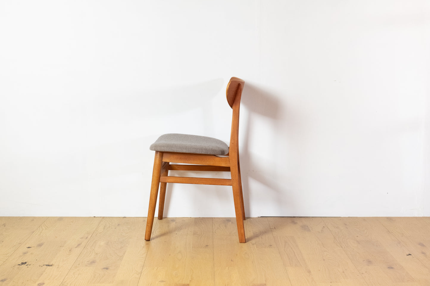 Dining chair
