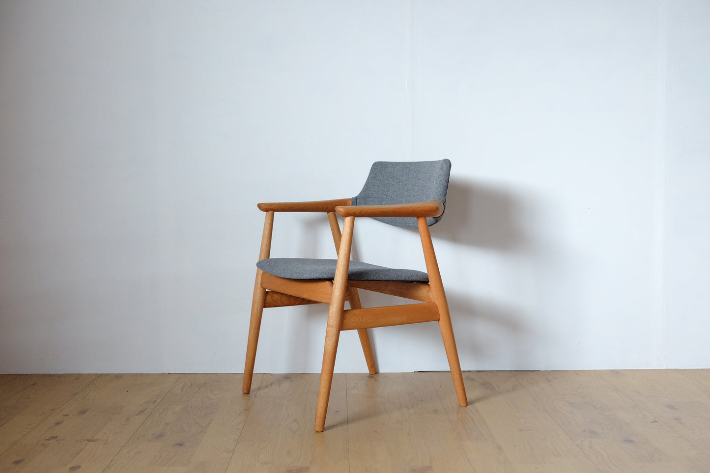 Erik Kirkegaard Arm chair