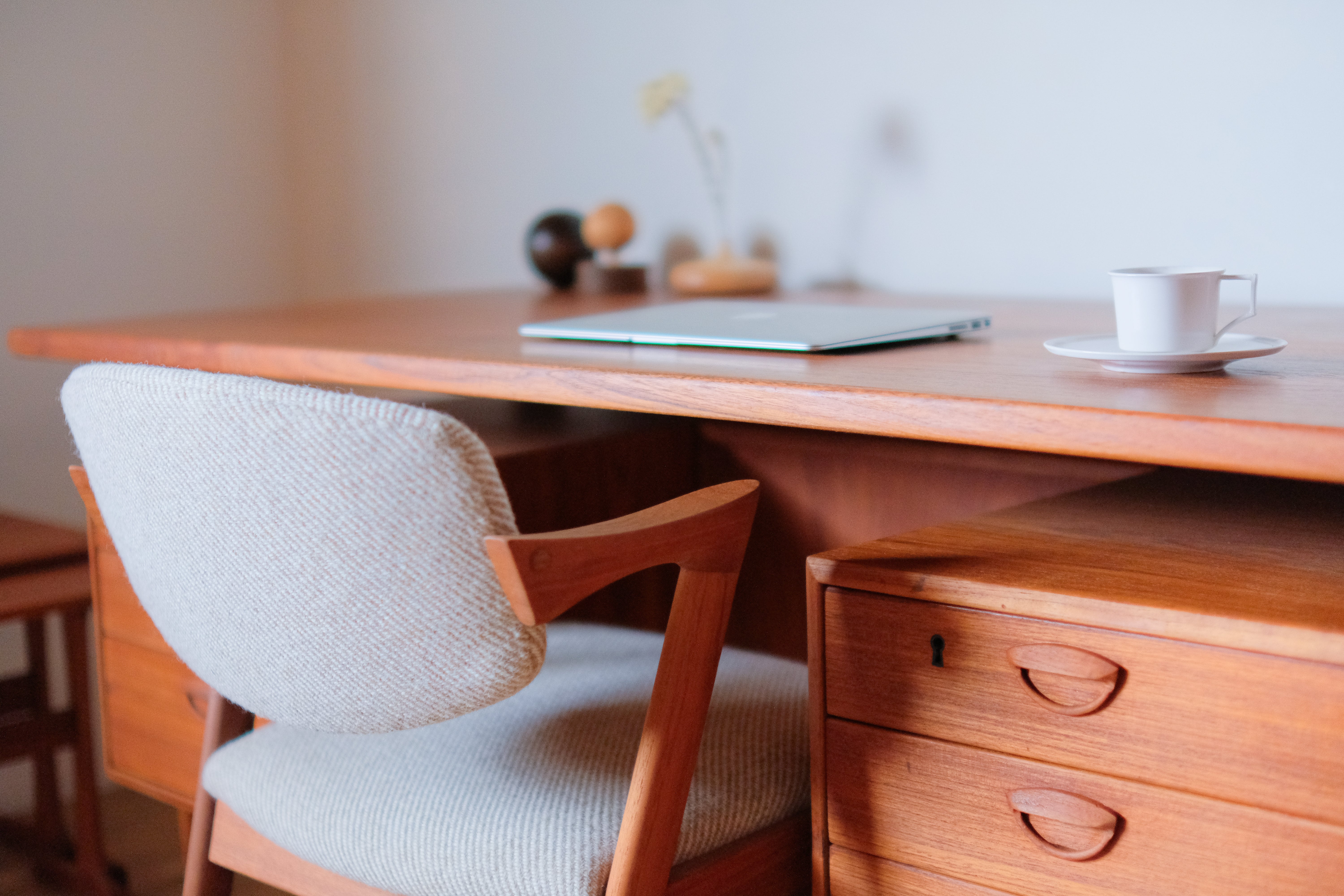 Heima 北欧ヴィンテージ 通販 家具 修理 張り替え 木製品製造 Heima