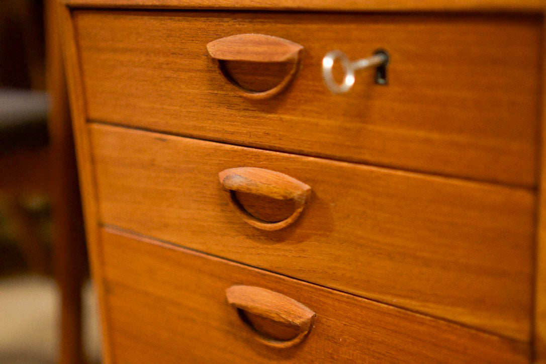 Kai Kristiansen  Desk