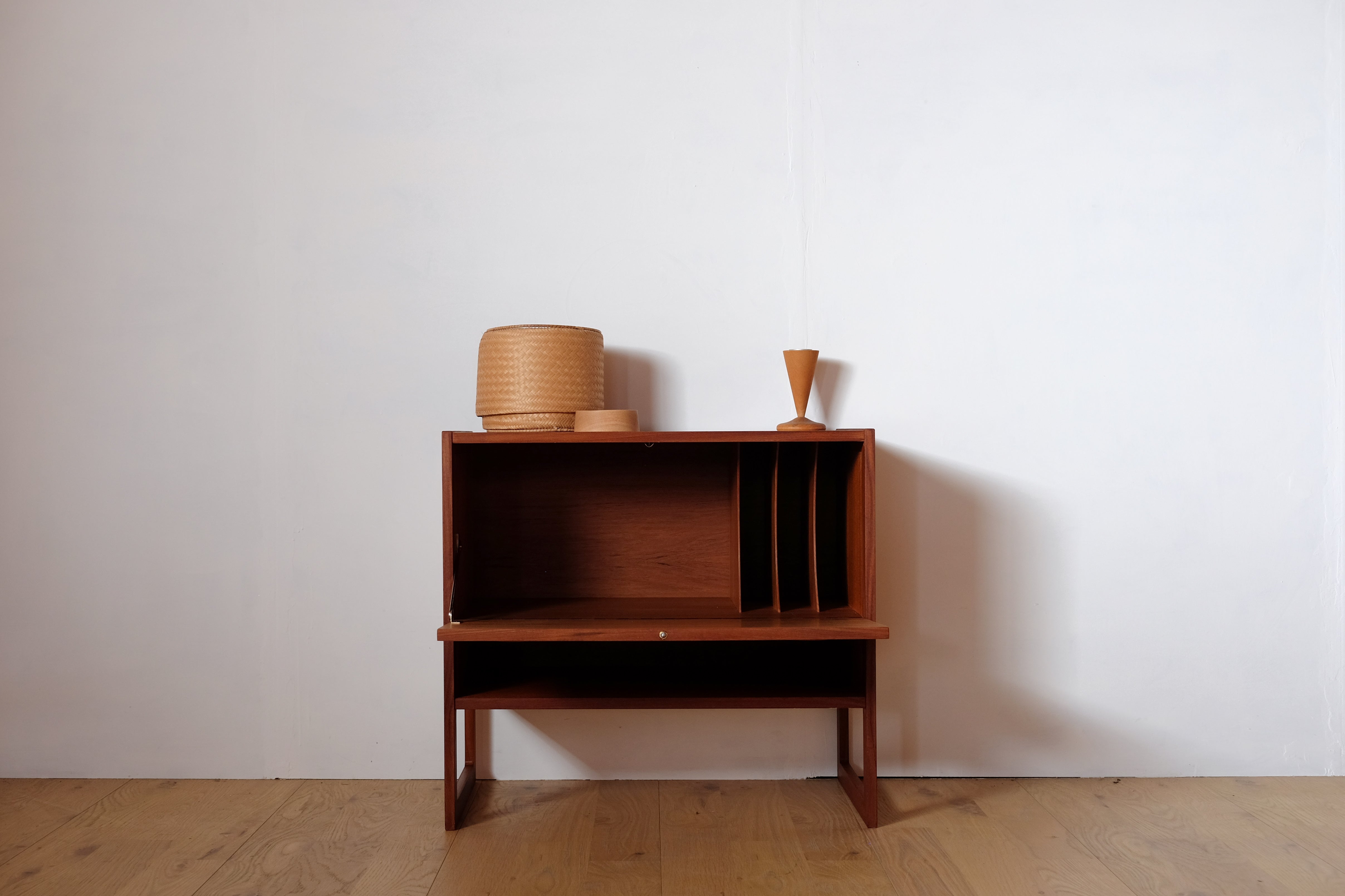 北欧ヴィンテージ Cabinet キャビネット small Heima ヘイマ