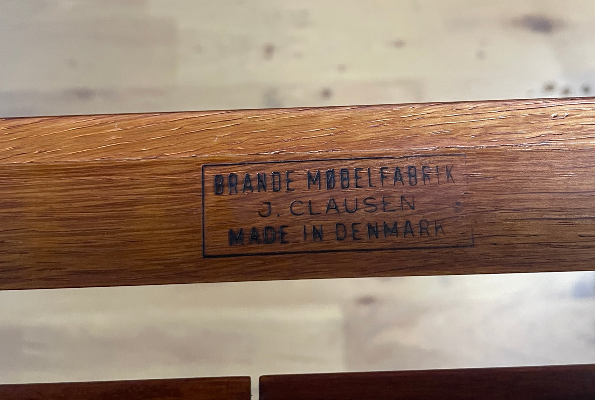 Jørgen Clausen   Dining Table