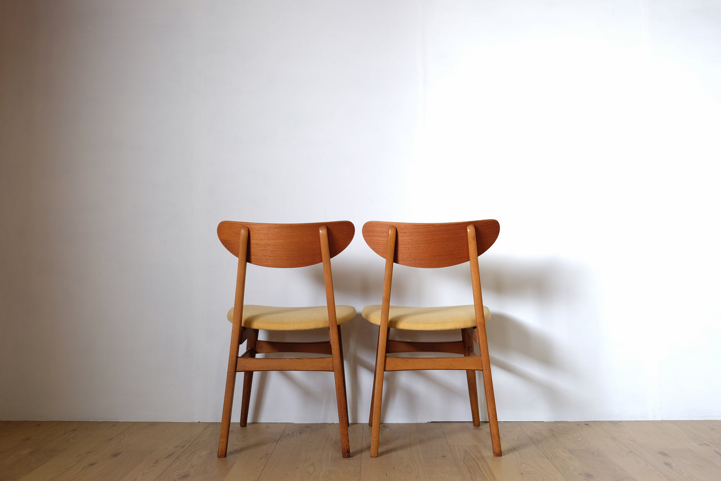 Dining chair  Set of 2 chairs